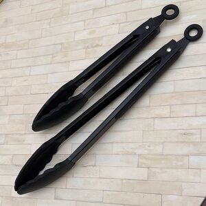 Set of 2 Black Kitchen Tongs